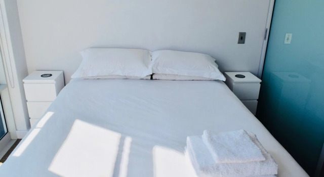 Luxury 1 Bedroom Apartment in Cape Town City Centre