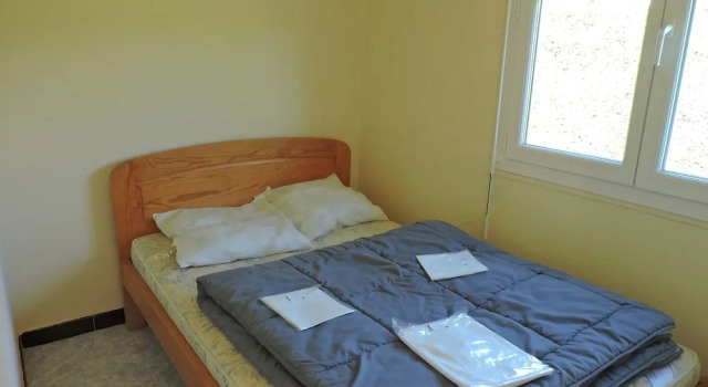 Camping d'Audinet - Bungalows, Забронировать Кемпинг Брив-Шарансак Овернь-Рона-Альпы
