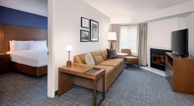 Двухместный люкс с 2 комнатами Sonesta ES Suites Atlanta Alpharetta North Point Mall