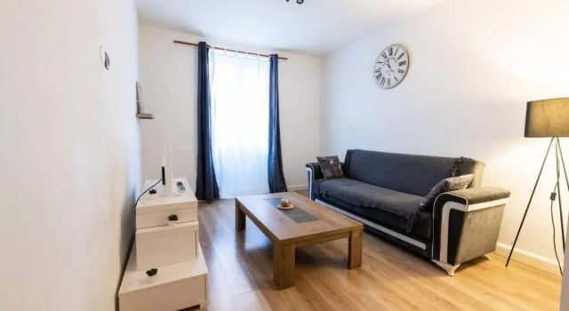 Апартаменты appart cosy,calme à 2 pas du centre de montbrison