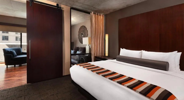 Полулюкс Eurostars Magnificent Mile