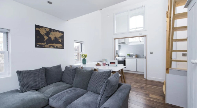 Trendy 2BR Maisonette in Shoreditch