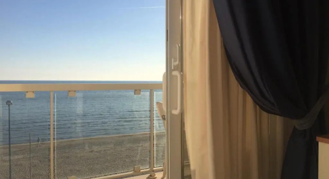 Четырёхместный номер Standard с балконом Hotel Lido