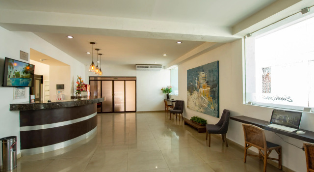 Hotel Embajadores, Prenota Hotel Hotel a Yucatán con piscina, Piscina