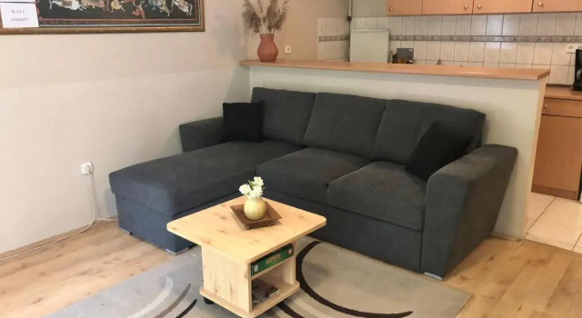 Студия с видом на сад Tulipán-Apartman