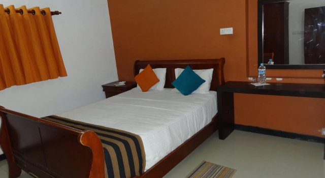 Canadian Residence - Negombo, Забронировать Отель Отели Западной провинции с парковкой, Парковка