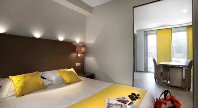 Hotel Seventeen