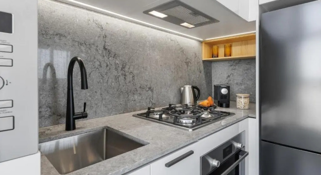 Полулюкс Meriton Suites Canberra