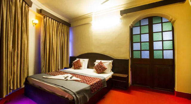 Rainbow Saphire Lakdikapul, Rezerwuj Hotel Hajdarabad 