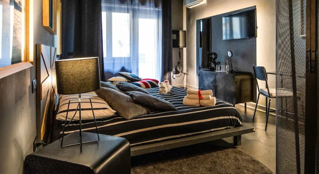 Двухместный номер Superior с балконом и с частичным видом на море Vinto House Salerno Downtown