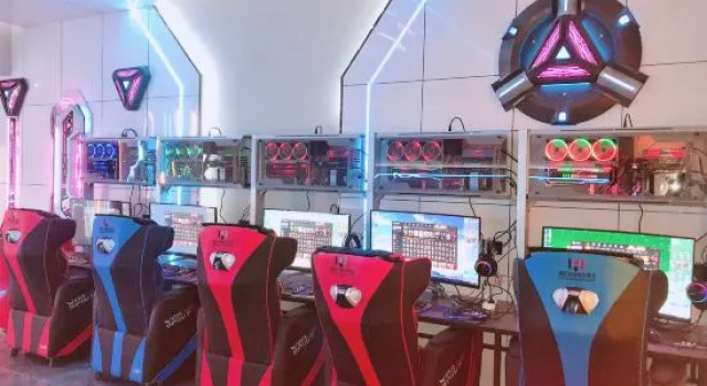 Кровать в общем номере Shaodong Black Rose E-sports Hotel
