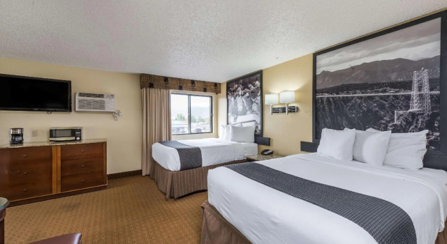 Люкс Super 8 Canon City