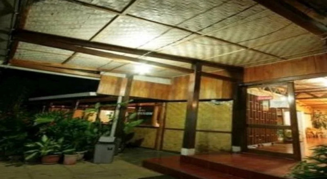 Hotel Pison