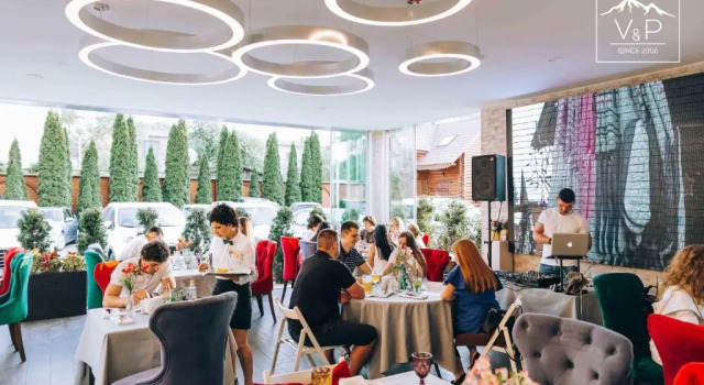 Двухместный номер Standard V&P HOTEL & Restaurant