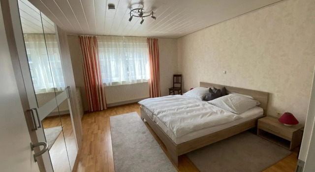 Ferienwohnung-Gasthaus zum Ross, Boek Hotel Hotels in Odenwald met parkeren, Parkeren