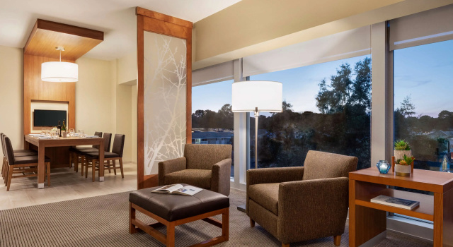 Двухместный люкс c 1 комнатой Hyatt Place Virginia Beach Town Center