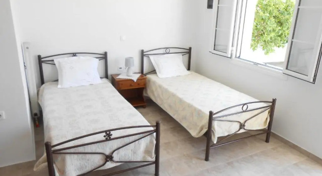 Chrysolithos Kerami Apartments