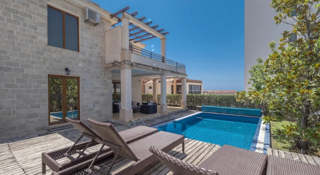 Вилла Luxury Vila Plima