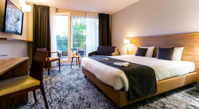 Полулюкс Utopia Hotel - Art & Nature Hotel