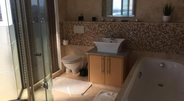 Апартаменты Superior Hibernian Towers 1802 Self Catering Accommodation Strand Western Cape South Africa