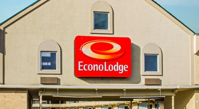 Кровать в общем номере Econo Lodge Cortland Downtown