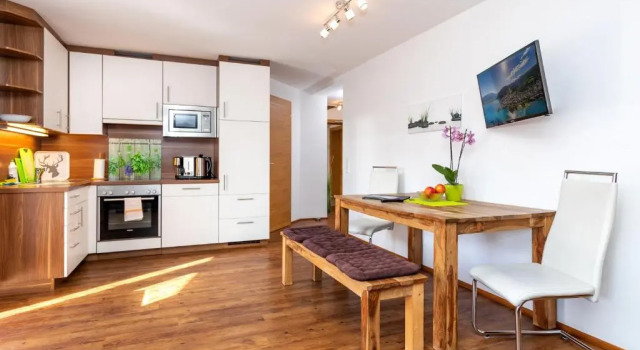 Апартаменты Appartement Pension Albert summercard and free parking included