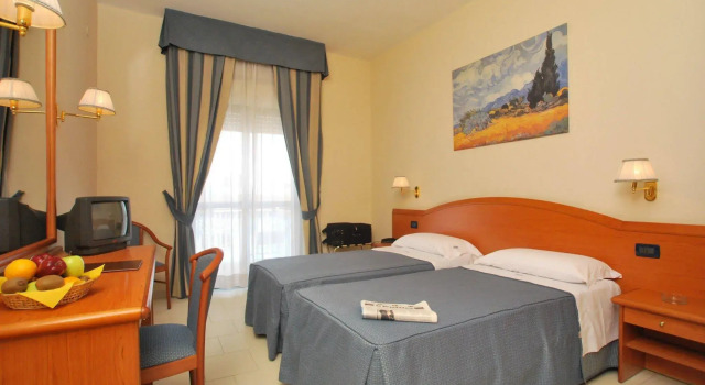 Hotel Europa, Book Hotel Arzano Campania
