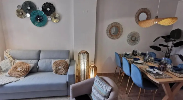 3 bedrooms Puerto B 1st floor, Забронировать Отель Отели Эстепона с парковкой, рядом с Палеонтологический музей, Парковка