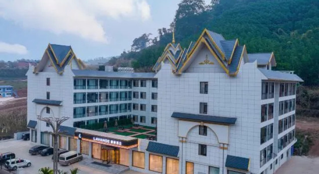 Lavande Hotel (Mengla Molin), Book Hotel Hoteller i Mohan med parkering, Parkering