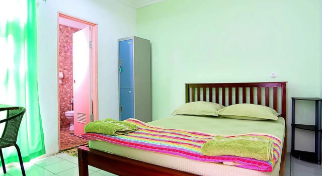Sukun 9 Homestay, Prenota Hotel Matraman Giacarta