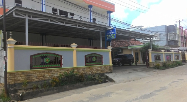 Losmen Ibu Hj. Tarjo, Rezervovat Hotel Palembang Sumatra