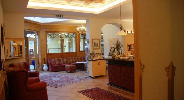 Post Hönigwirt, Rezervovat Hotel Kirchschlag Bucklige Welt