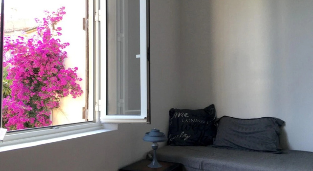 Studio in Antibes, With Furnished Terrace and Wifi - 500 m From the Be, Забронировать Апартаменты/квартира Апартаменты Антиб, рядом с Antibes Archaeology Museum, Апартаменты/квартира