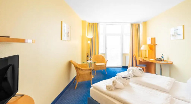 Двухместный номер Standard с балконом и с видом на море Arkona Strandhotel