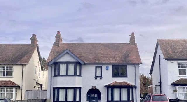 Hollybush Guest House