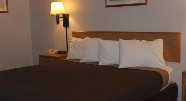 Номер Standard Eastwood Inn