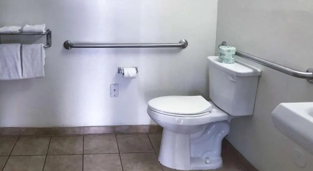 Номер Standard Motel 6-Visalia, CA