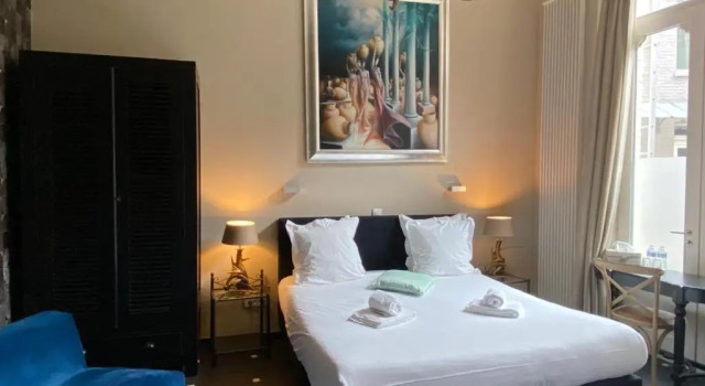 Номер Superior House of Bruges