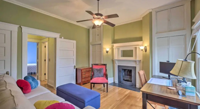 Коттедж Louisville Home w/ Hot Tub in The Highlands!