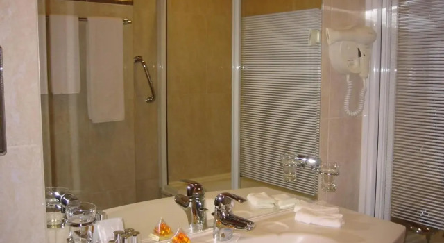 Номер Standard Royal Square Hotel & Suites