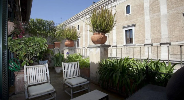 Princely Penthouse on the Pilgrims' Way