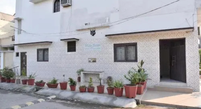 White House Amritsar, Book Hotel Amritsar Punjab