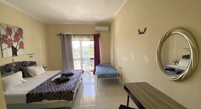 Студия с красивым видом из окна Avra Sunset Sea View Liapades