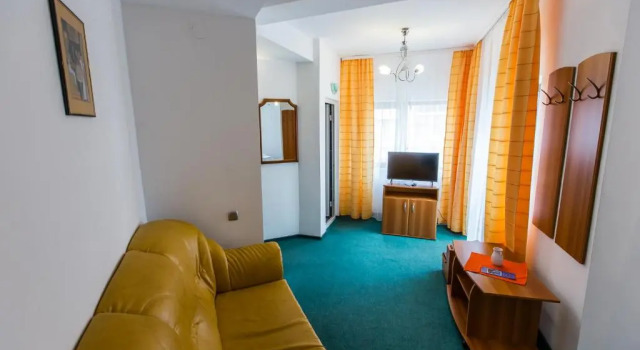 Pensiunea Vila Europa, Varaa Hotelli Hotellit Hunedoara pysäköinnillä, Pysäköinti