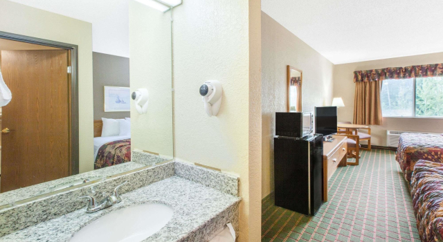 Days Inn by Wyndham Sault Ste Marie MI, Varaa Hotelli Sault Ste. Marie 