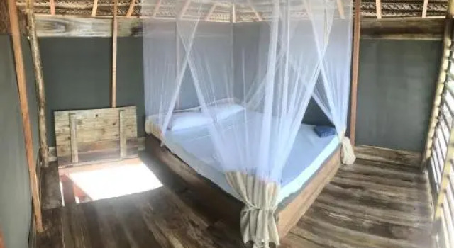 Upali Beach Surf Resort & Cafe