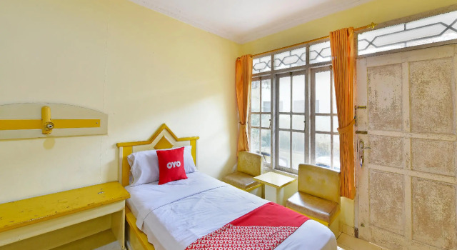 Hotel Mutiara by OYO Rooms, Prenota Hotel Hotel a Purwokerto con parcheggio, Parcheggio