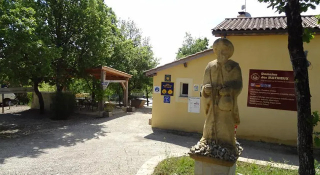 Studio-loft des Mathieux, Book Lejlighed Lejligheder i Lot Valley, Lejlighed