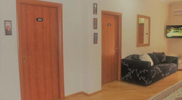 Garden Villa Hotel, Buchen Sie Hotel Yasamal Baku