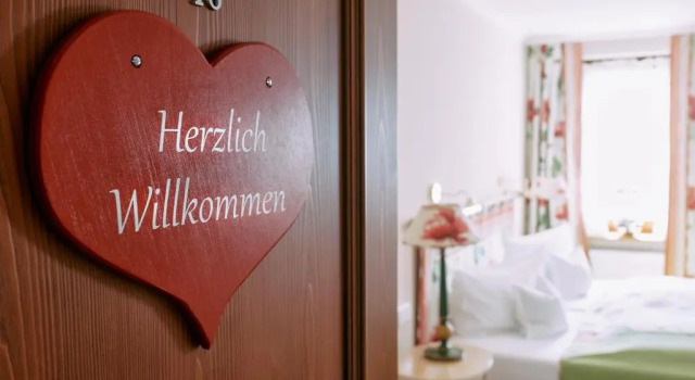 Номер Deluxe Romantik Hotel & Restaurant Hirsch
